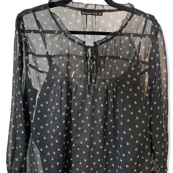 Abercrombie & Fitch black mesh blouse floral print Size XL - Picture 2 of 6